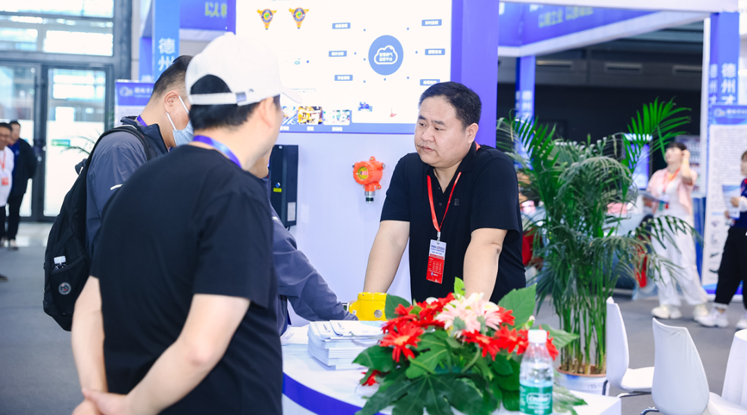 让科技护卫安全 |乐天堂官网电气亮相第15届中国郑州消防应急展