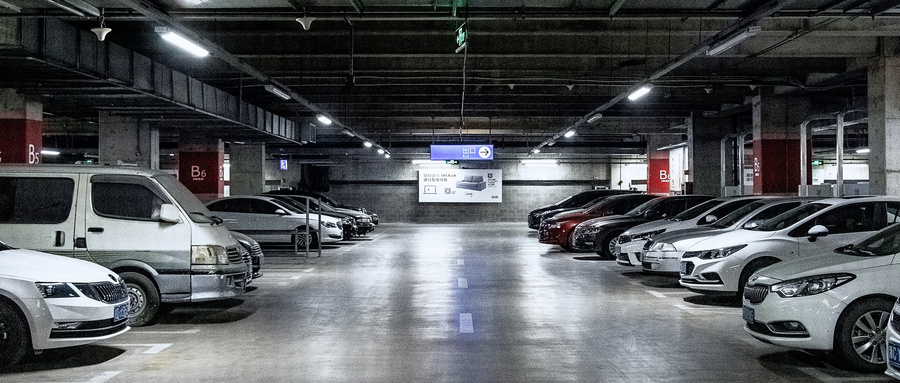 摄图网_501224100_wx_地下车库停车。ㄆ笠瞪逃茫.jpg